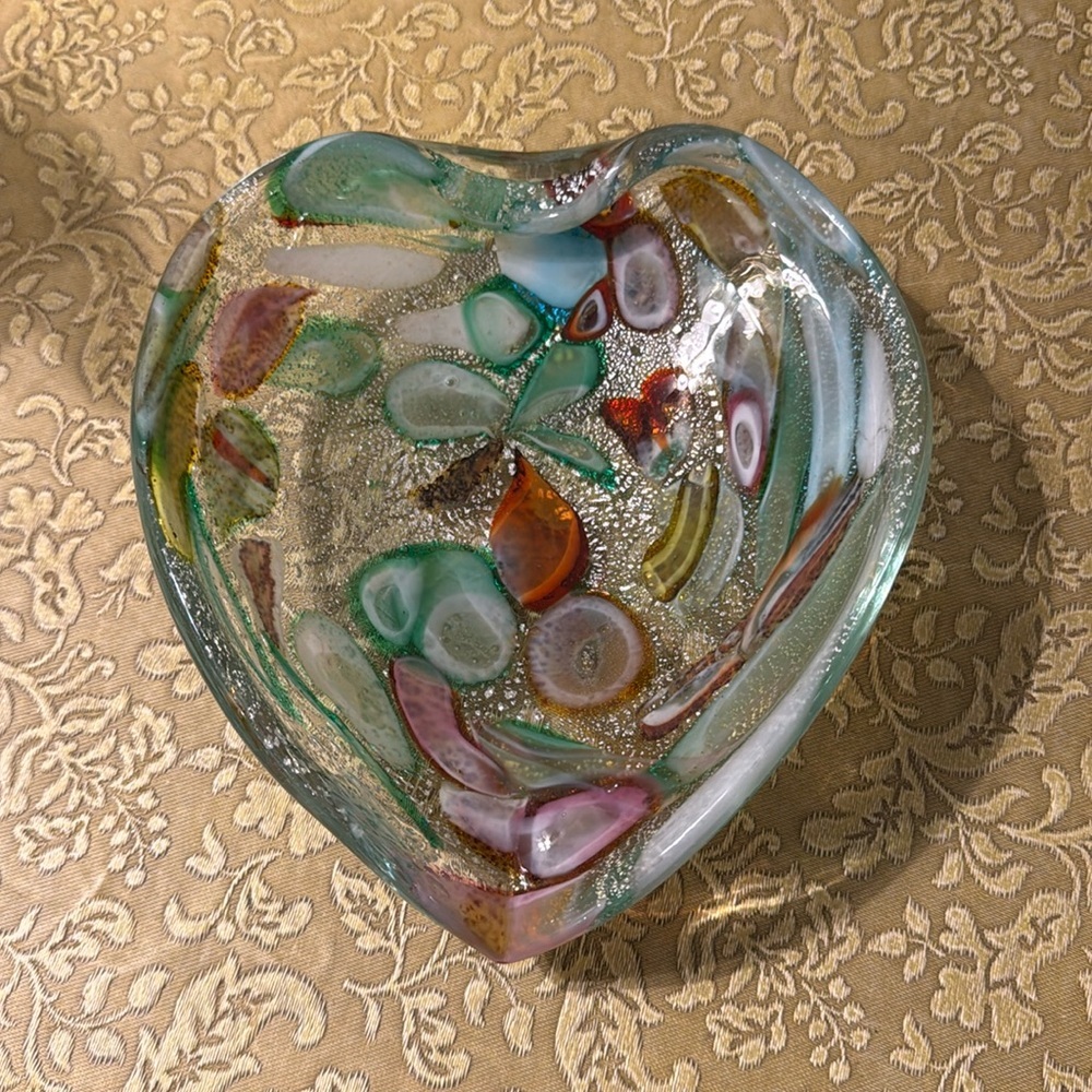 Murano Art Glass Heart Bowl – Multicolor Millefiori Bullicante Design
